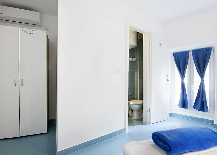 Old By Adriaticexplorer Guest house